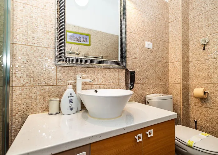 Roberto Deluxe Astoria Năvodari