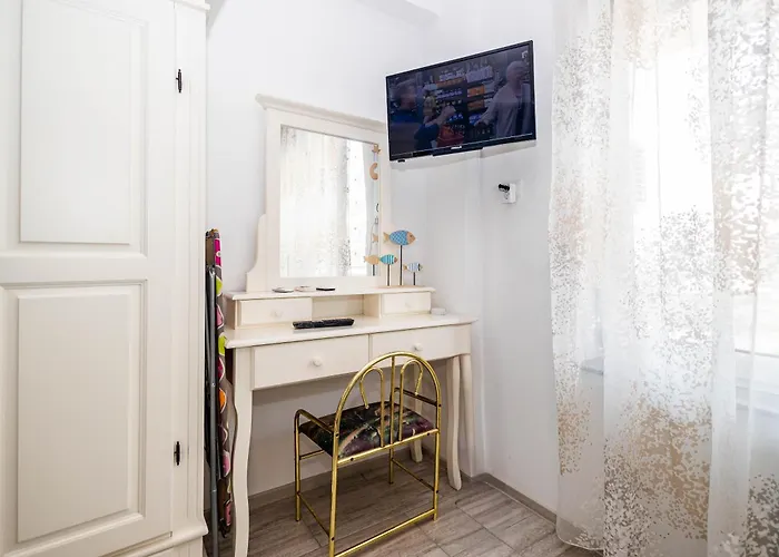 Roberto Deluxe Astoria *