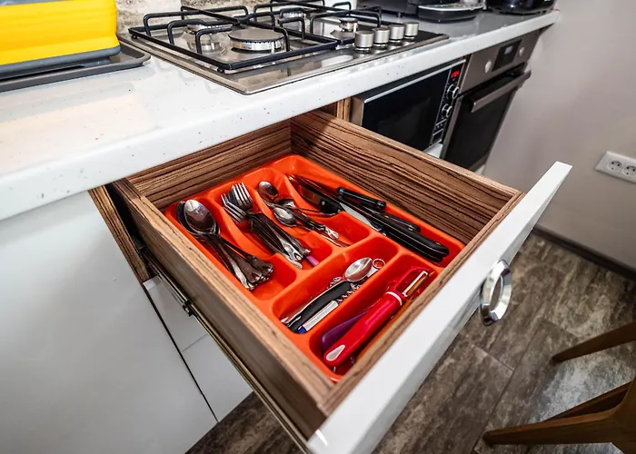 Roberto Deluxe Astoria Lägenhet